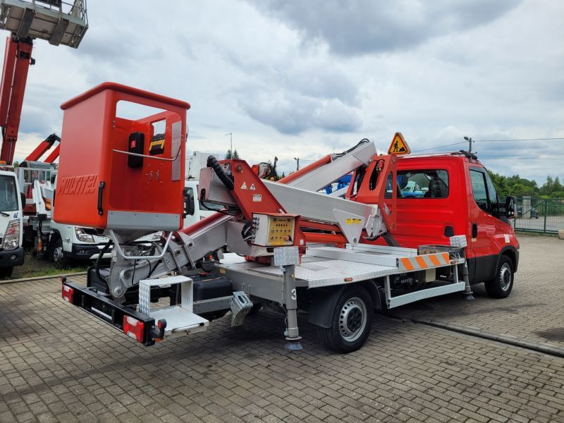 Iveco Daily 35S11 podnośnik koszowy 20 m Multitel MX200 bucket truck boom lift - Podizna platforma montirana na kamion: slika Iveco Daily 35S11 podnośnik koszowy 20 m Multitel MX200 bucket truck boom lift - Podizna platforma montirana na kamion Iveco Daily 35S11 podnośnik koszowy 20 m Multitel MX200 bucket truck boom lift - Podizna platforma montirana na kamion: slika Iveco Daily 35S11 podnośnik koszowy 20 m Multitel MX200 bucket truck boom lift - Podizna platforma montirana na kamion