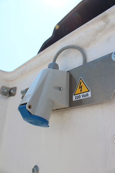 Novi Podizna platforma montirana na kamion Oil&Steel Scorpion 1812 podnośnik koszowy 18 m zamontowany na Iveco Daily: slika Novi Podizna platforma montirana na kamion Oil&Steel Scorpion 1812 podnośnik koszowy 18 m zamontowany na Iveco Daily