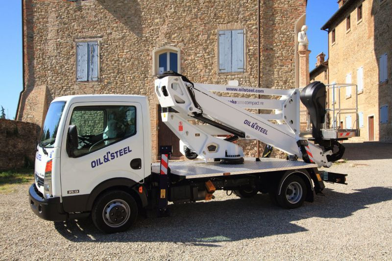 Oil&Steel Snake 2010 Plus 20 m zamontowany na Nissan Cabstar - Podizna platforma montirana na kamion: slika Oil&Steel Snake 2010 Plus 20 m zamontowany na Nissan Cabstar - Podizna platforma montirana na kamion Oil&Steel Snake 2010 Plus 20 m zamontowany na Nissan Cabstar - Podizna platforma montirana na kamion: slika Oil&Steel Snake 2010 Plus 20 m zamontowany na Nissan Cabstar - Podizna platforma montirana na kamion