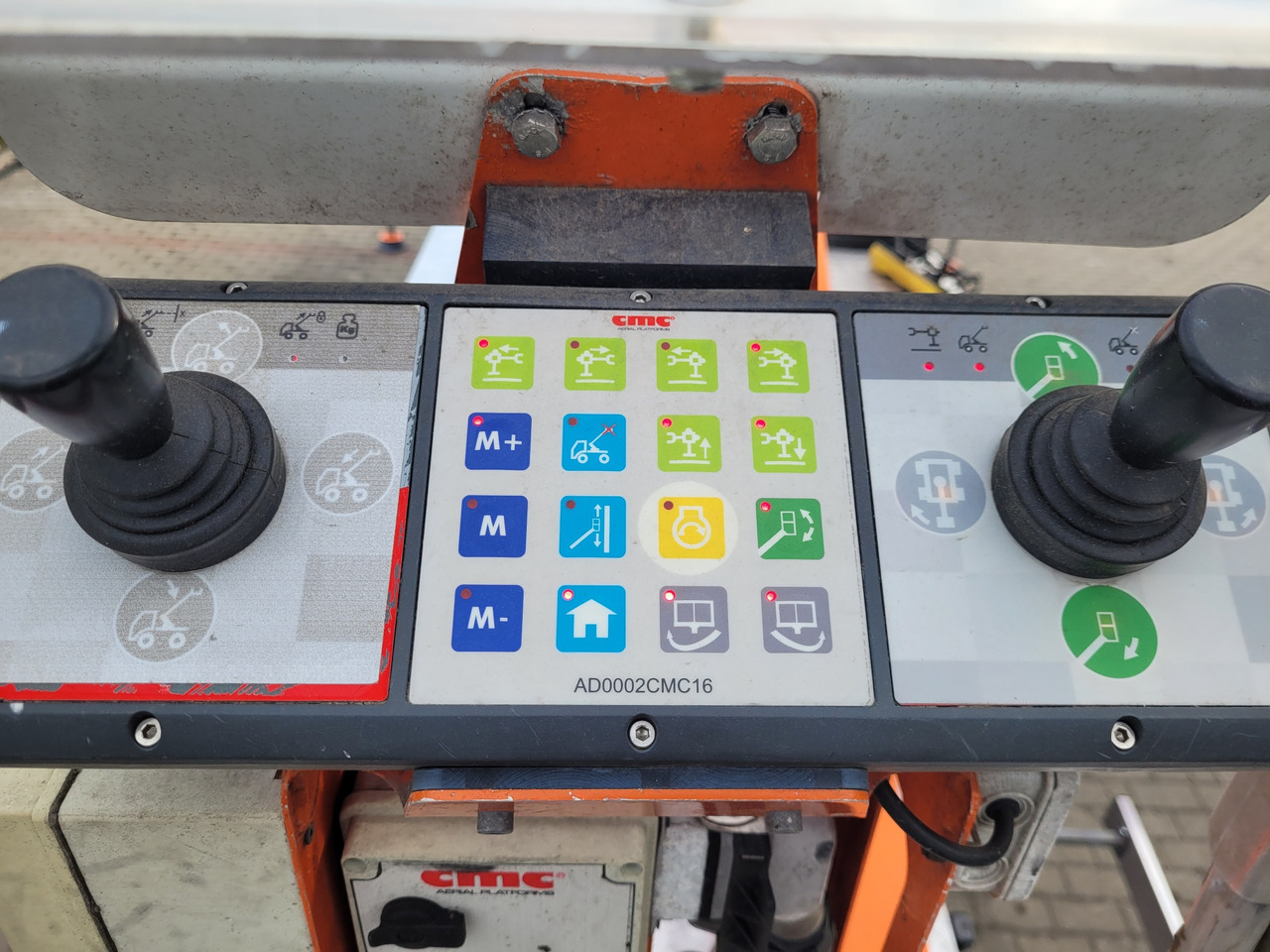 Podizna platforma montirana na kamion Renault Maxity podnośnik koszowy 25 m CMC PLA250: slika Podizna platforma montirana na kamion Renault Maxity podnośnik koszowy 25 m CMC PLA250 Podizna platforma montirana na kamion Renault Maxity podnośnik koszowy 25 m CMC PLA250: slika Podizna platforma montirana na kamion Renault Maxity podnośnik koszowy 25 m CMC PLA250