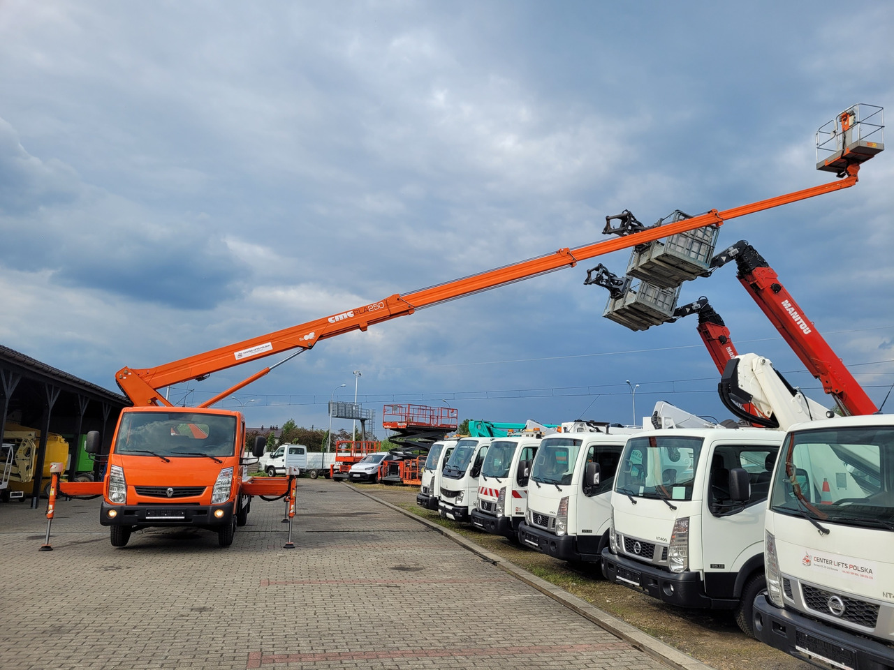 Podizna platforma montirana na kamion Renault Maxity podnośnik koszowy 25 m CMC PLA250: slika Podizna platforma montirana na kamion Renault Maxity podnośnik koszowy 25 m CMC PLA250 Podizna platforma montirana na kamion Renault Maxity podnośnik koszowy 25 m CMC PLA250: slika Podizna platforma montirana na kamion Renault Maxity podnośnik koszowy 25 m CMC PLA250