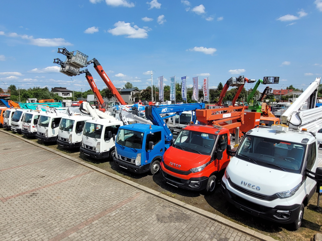 Renault Maxity podnośnik koszowy zwyżka 20 m CTE B-lift 20 JHV - Podizna platforma montirana na kamion: slika Renault Maxity podnośnik koszowy zwyżka 20 m CTE B-lift 20 JHV - Podizna platforma montirana na kamion Renault Maxity podnośnik koszowy zwyżka 20 m CTE B-lift 20 JHV - Podizna platforma montirana na kamion: slika Renault Maxity podnośnik koszowy zwyżka 20 m CTE B-lift 20 JHV - Podizna platforma montirana na kamion