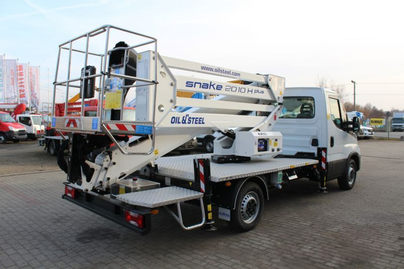 Nowy Oil&Steel Snake 2010 H Plus zamontowany na Iveco Daily 35-140 - Podizna platforma montirana na kamion: slika nowy Oil&Steel Snake 2010 H Plus zamontowany na Iveco Daily 35-140 - Podizna platforma montirana na kamion Nowy Oil&Steel Snake 2010 H Plus zamontowany na Iveco Daily 35-140 - Podizna platforma montirana na kamion: slika nowy Oil&Steel Snake 2010 H Plus zamontowany na Iveco Daily 35-140 - Podizna platforma montirana na kamion
