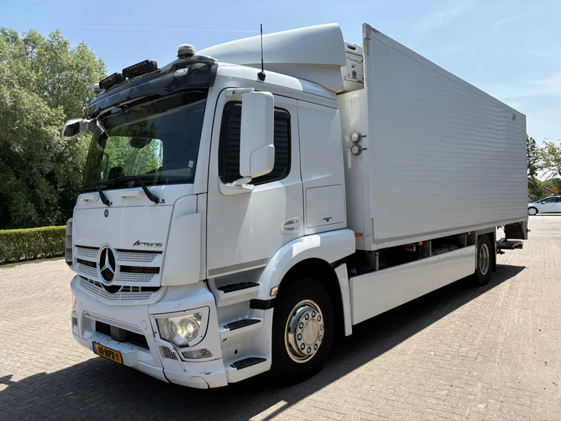 Mercedes-Benz Actros 1836 / SUPRA 950 KOELING / SLEEPCAB / LAADKLEP 2 TON / APK - TUV OKTOBER 2025 / - Kamion hladnjača: slika Mercedes-Benz Actros 1836 / SUPRA 950 KOELING / SLEEPCAB / LAADKLEP 2 TON / APK - TUV OKTOBER 2025 / - Kamion hladnjača Mercedes-Benz Actros 1836 / SUPRA 950 KOELING / SLEEPCAB / LAADKLEP 2 TON / APK - TUV OKTOBER 2025 / - Kamion hladnjača: slika Mercedes-Benz Actros 1836 / SUPRA 950 KOELING / SLEEPCAB / LAADKLEP 2 TON / APK - TUV OKTOBER 2025 / - Kamion hladnjača