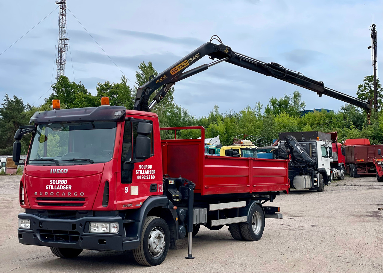 IVECO EUROCARGO - Kamion s kranom: slika IVECO EUROCARGO - Kamion s kranom IVECO EUROCARGO - Kamion s kranom: slika IVECO EUROCARGO - Kamion s kranom
