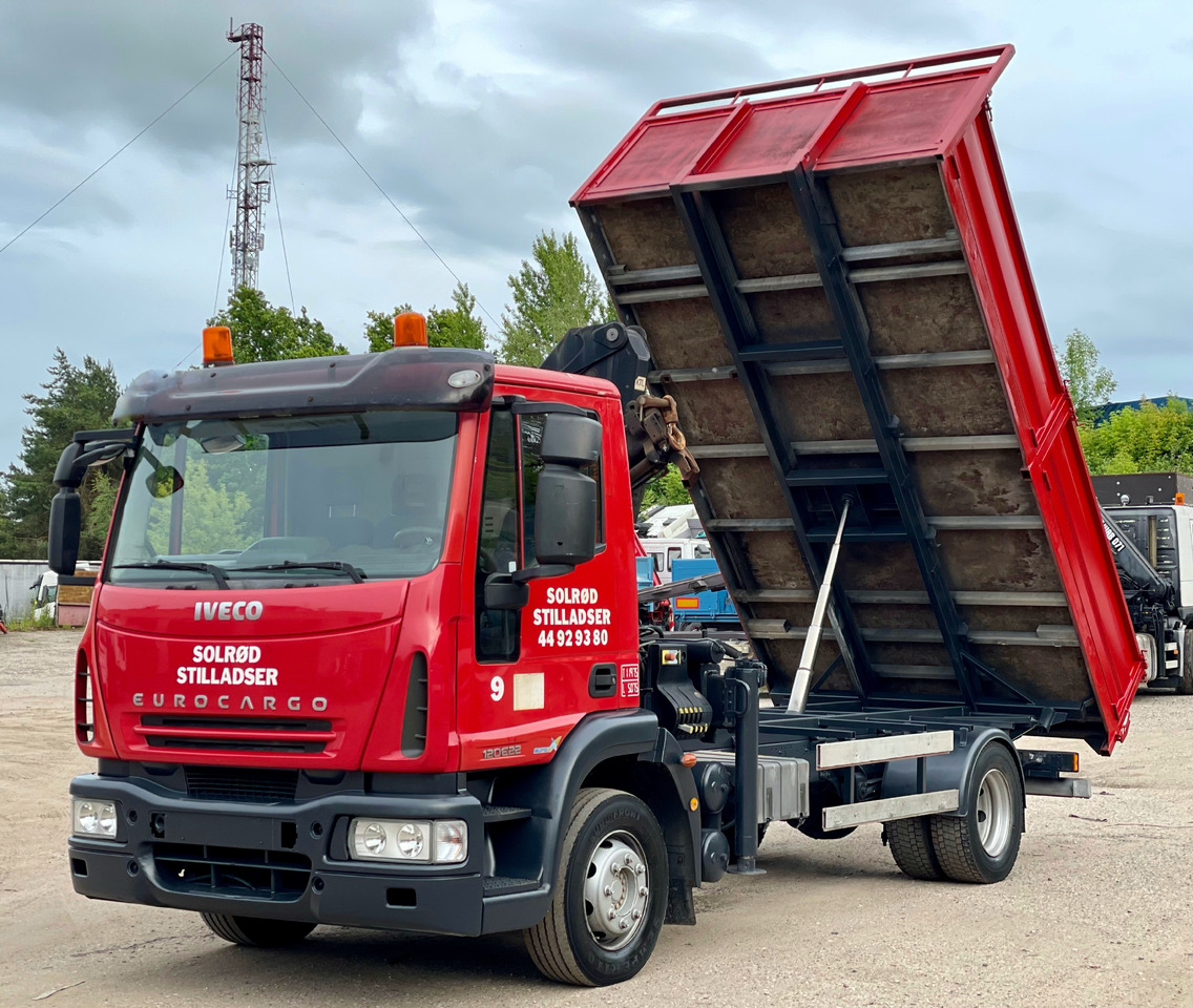IVECO EUROCARGO - Kamion s kranom: slika IVECO EUROCARGO - Kamion s kranom IVECO EUROCARGO - Kamion s kranom: slika IVECO EUROCARGO - Kamion s kranom