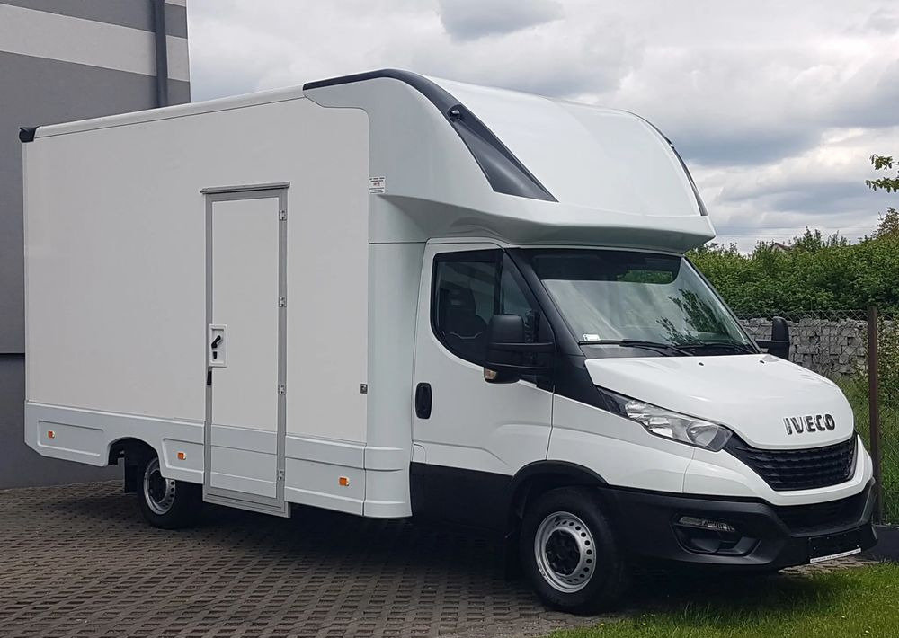 Iveco DAILY KONTENER NISKOPODŁOGOWY 4,43x2,23x2,42 SKLEP FOODTRUCK BAR KLIMA KONIOWÓZ KAMPER - Dostavno vozilo sa zatvorenim sandukom: slika Iveco DAILY KONTENER NISKOPODŁOGOWY 4,43x2,23x2,42 SKLEP FOODTRUCK BAR KLIMA KONIOWÓZ KAMPER - Dostavno vozilo sa zatvorenim sandukom Iveco DAILY KONTENER NISKOPODŁOGOWY 4,43x2,23x2,42 SKLEP FOODTRUCK BAR KLIMA KONIOWÓZ KAMPER - Dostavno vozilo sa zatvorenim sandukom: slika Iveco DAILY KONTENER NISKOPODŁOGOWY 4,43x2,23x2,42 SKLEP FOODTRUCK BAR KLIMA KONIOWÓZ KAMPER - Dostavno vozilo sa zatvorenim sandukom