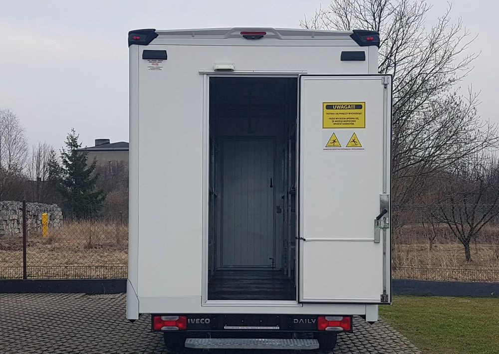 Iveco DAILY KONTENER NISKOPODŁOGOWY 4,43x2,23x2,42 SKLEP BAR FOODTRUCK KAMPER KLIMA - Kamper: slika Iveco DAILY KONTENER NISKOPODŁOGOWY 4,43x2,23x2,42 SKLEP BAR FOODTRUCK KAMPER KLIMA - Kamper Iveco DAILY KONTENER NISKOPODŁOGOWY 4,43x2,23x2,42 SKLEP BAR FOODTRUCK KAMPER KLIMA - Kamper: slika Iveco DAILY KONTENER NISKOPODŁOGOWY 4,43x2,23x2,42 SKLEP BAR FOODTRUCK KAMPER KLIMA - Kamper