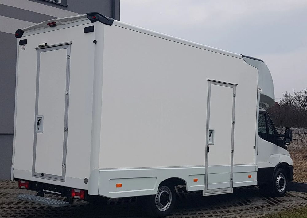 Iveco DAILY KONTENER NISKOPODŁOGOWY 4,43x2,23x2,42 SKLEP BAR FOODTRUCK KAMPER KLIMA - Kamper: slika Iveco DAILY KONTENER NISKOPODŁOGOWY 4,43x2,23x2,42 SKLEP BAR FOODTRUCK KAMPER KLIMA - Kamper Iveco DAILY KONTENER NISKOPODŁOGOWY 4,43x2,23x2,42 SKLEP BAR FOODTRUCK KAMPER KLIMA - Kamper: slika Iveco DAILY KONTENER NISKOPODŁOGOWY 4,43x2,23x2,42 SKLEP BAR FOODTRUCK KAMPER KLIMA - Kamper