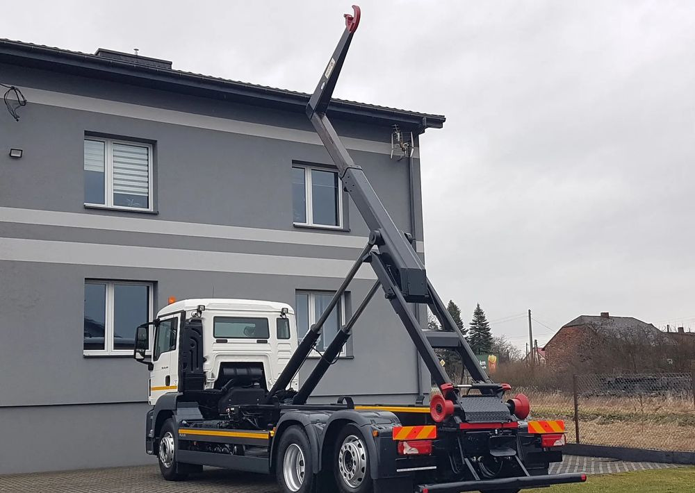 MAN TGS 26.420 E6 HAKOWIEC HS20 6x2 3-OSIE KLIMA - Kamion s kukastom dizalicom: slika MAN TGS 26.420 E6 HAKOWIEC HS20 6x2 3-OSIE KLIMA - Kamion s kukastom dizalicom MAN TGS 26.420 E6 HAKOWIEC HS20 6x2 3-OSIE KLIMA - Kamion s kukastom dizalicom: slika MAN TGS 26.420 E6 HAKOWIEC HS20 6x2 3-OSIE KLIMA - Kamion s kukastom dizalicom