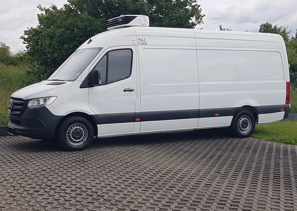 Mercedes-Benz SPRINTER MAXI CHŁODNIA AGREGAT GRZANIE IZOTERMA KLIMA ZASILANIE Z SILNIKA + ELEKTRYCZNE - Dostavno vozilo hladnjača: slika Mercedes-Benz SPRINTER MAXI CHŁODNIA AGREGAT GRZANIE IZOTERMA KLIMA ZASILANIE Z SILNIKA + ELEKTRYCZNE - Dostavno vozilo hladnjača Mercedes-Benz SPRINTER MAXI CHŁODNIA AGREGAT GRZANIE IZOTERMA KLIMA ZASILANIE Z SILNIKA + ELEKTRYCZNE - Dostavno vozilo hladnjača: slika Mercedes-Benz SPRINTER MAXI CHŁODNIA AGREGAT GRZANIE IZOTERMA KLIMA ZASILANIE Z SILNIKA + ELEKTRYCZNE - Dostavno vozilo hladnjača