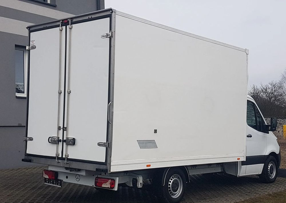 Mercedes-Benz Sprinter CHŁODNIA 8EP IZOTERMA AGREGAT ZANOTTI 4,12x2,15x2,30 KLIMA 314CDI - Dostavno vozilo hladnjača: slika Mercedes-Benz Sprinter CHŁODNIA 8EP IZOTERMA AGREGAT ZANOTTI 4,12x2,15x2,30 KLIMA 314CDI - Dostavno vozilo hladnjača Mercedes-Benz Sprinter CHŁODNIA 8EP IZOTERMA AGREGAT ZANOTTI 4,12x2,15x2,30 KLIMA 314CDI - Dostavno vozilo hladnjača: slika Mercedes-Benz Sprinter CHŁODNIA 8EP IZOTERMA AGREGAT ZANOTTI 4,12x2,15x2,30 KLIMA 314CDI - Dostavno vozilo hladnjača