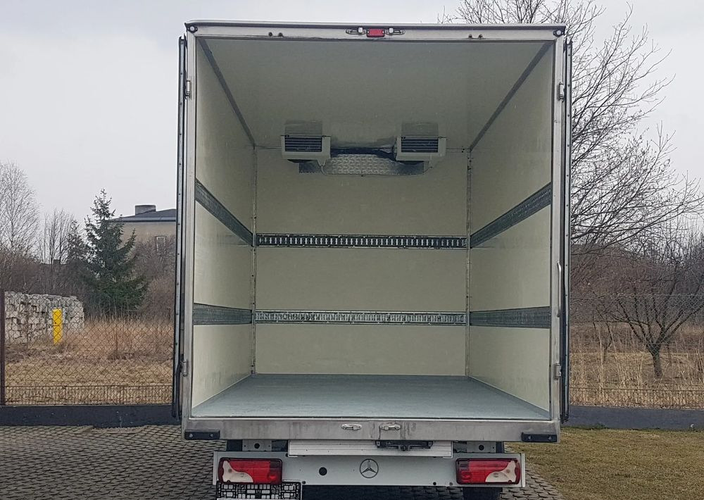 Mercedes-Benz Sprinter CHŁODNIA 8EP IZOTERMA AGREGAT ZANOTTI 4,12x2,15x2,30 KLIMA 314CDI - Dostavno vozilo hladnjača: slika Mercedes-Benz Sprinter CHŁODNIA 8EP IZOTERMA AGREGAT ZANOTTI 4,12x2,15x2,30 KLIMA 314CDI - Dostavno vozilo hladnjača Mercedes-Benz Sprinter CHŁODNIA 8EP IZOTERMA AGREGAT ZANOTTI 4,12x2,15x2,30 KLIMA 314CDI - Dostavno vozilo hladnjača: slika Mercedes-Benz Sprinter CHŁODNIA 8EP IZOTERMA AGREGAT ZANOTTI 4,12x2,15x2,30 KLIMA 314CDI - Dostavno vozilo hladnjača