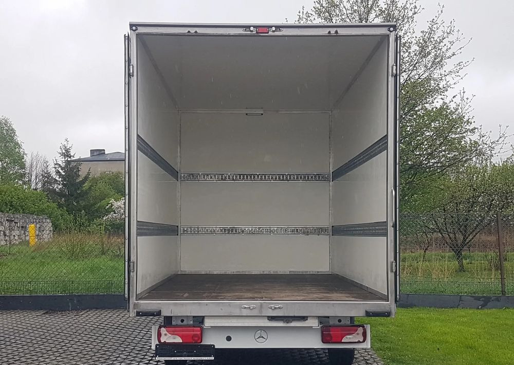 Mercedes-Benz Sprinter KONTENER 8EP 4,11x2,15x2,30 KLIMA 314 CDI MANUAL KRAJOWY AC - Dostavno vozilo sa zatvorenim sandukom: slika Mercedes-Benz Sprinter KONTENER 8EP 4,11x2,15x2,30 KLIMA 314 CDI MANUAL KRAJOWY AC - Dostavno vozilo sa zatvorenim sandukom Mercedes-Benz Sprinter KONTENER 8EP 4,11x2,15x2,30 KLIMA 314 CDI MANUAL KRAJOWY AC - Dostavno vozilo sa zatvorenim sandukom: slika Mercedes-Benz Sprinter KONTENER 8EP 4,11x2,15x2,30 KLIMA 314 CDI MANUAL KRAJOWY AC - Dostavno vozilo sa zatvorenim sandukom