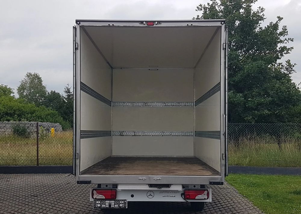 Mercedes-Benz Sprinter KONTENER 8EP 4,11x2,15x2,30 KLIMA 314 CDI MANUAL KRAJOWY - Dostavno vozilo sa zatvorenim sandukom: slika Mercedes-Benz Sprinter KONTENER 8EP 4,11x2,15x2,30 KLIMA 314 CDI MANUAL KRAJOWY - Dostavno vozilo sa zatvorenim sandukom Mercedes-Benz Sprinter KONTENER 8EP 4,11x2,15x2,30 KLIMA 314 CDI MANUAL KRAJOWY - Dostavno vozilo sa zatvorenim sandukom: slika Mercedes-Benz Sprinter KONTENER 8EP 4,11x2,15x2,30 KLIMA 314 CDI MANUAL KRAJOWY - Dostavno vozilo sa zatvorenim sandukom