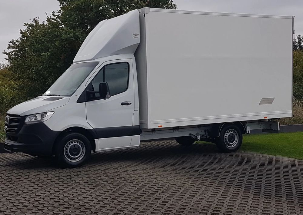 Mercedes-Benz Sprinter KONTENER 8EP 4,13x2,17x2,30 KLIMA 314 CDI MANUAL KRAJOWY - Dostavno vozilo sa zatvorenim sandukom: slika Mercedes-Benz Sprinter KONTENER 8EP 4,13x2,17x2,30 KLIMA 314 CDI MANUAL KRAJOWY - Dostavno vozilo sa zatvorenim sandukom Mercedes-Benz Sprinter KONTENER 8EP 4,13x2,17x2,30 KLIMA 314 CDI MANUAL KRAJOWY - Dostavno vozilo sa zatvorenim sandukom: slika Mercedes-Benz Sprinter KONTENER 8EP 4,13x2,17x2,30 KLIMA 314 CDI MANUAL KRAJOWY - Dostavno vozilo sa zatvorenim sandukom