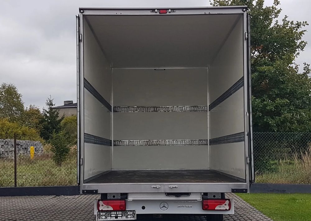 Mercedes-Benz Sprinter KONTENER 8EP 4,13x2,17x2,30 KLIMA 314 CDI MANUAL KRAJOWY - Dostavno vozilo sa zatvorenim sandukom: slika Mercedes-Benz Sprinter KONTENER 8EP 4,13x2,17x2,30 KLIMA 314 CDI MANUAL KRAJOWY - Dostavno vozilo sa zatvorenim sandukom Mercedes-Benz Sprinter KONTENER 8EP 4,13x2,17x2,30 KLIMA 314 CDI MANUAL KRAJOWY - Dostavno vozilo sa zatvorenim sandukom: slika Mercedes-Benz Sprinter KONTENER 8EP 4,13x2,17x2,30 KLIMA 314 CDI MANUAL KRAJOWY - Dostavno vozilo sa zatvorenim sandukom
