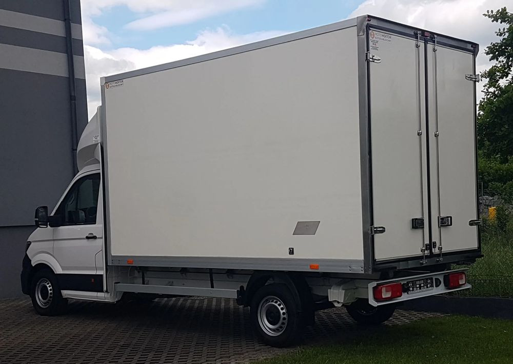 Volkswagen CRAFTER 8 EP KONTENER 4,09x2,15x2,32 KLIMA 2,0 TDI KRAJOWY - Dostavno vozilo sa zatvorenim sandukom: slika Volkswagen CRAFTER 8 EP KONTENER 4,09x2,15x2,32 KLIMA 2,0 TDI KRAJOWY - Dostavno vozilo sa zatvorenim sandukom Volkswagen CRAFTER 8 EP KONTENER 4,09x2,15x2,32 KLIMA 2,0 TDI KRAJOWY - Dostavno vozilo sa zatvorenim sandukom: slika Volkswagen CRAFTER 8 EP KONTENER 4,09x2,15x2,32 KLIMA 2,0 TDI KRAJOWY - Dostavno vozilo sa zatvorenim sandukom