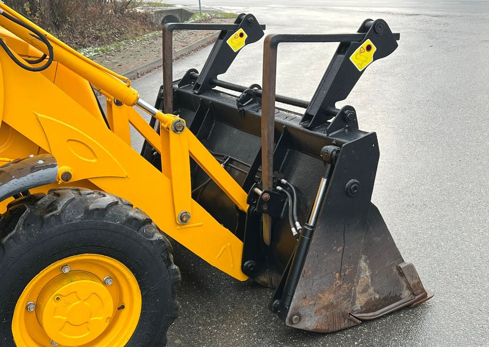 Rovokopač-utovarivač JCB * Koparko Ładowarka * JCB 3CX * Bardzo Dobry Stan: slika Rovokopač-utovarivač JCB * Koparko Ładowarka * JCB 3CX * Bardzo Dobry Stan