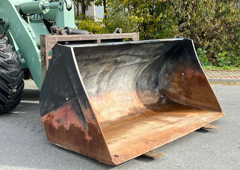 Komatsu Ładowarka KOMATSU 540 EX- Widły Łyżka Bardzo Dobry Stan ( CAT JCB Liebherr ) - Utovarivač na kotačima: slika Komatsu Ładowarka KOMATSU 540 EX- Widły Łyżka Bardzo Dobry Stan ( CAT JCB Liebherr ) - Utovarivač na kotačima Komatsu Ładowarka KOMATSU 540 EX- Widły Łyżka Bardzo Dobry Stan ( CAT JCB Liebherr ) - Utovarivač na kotačima: slika Komatsu Ładowarka KOMATSU 540 EX- Widły Łyżka Bardzo Dobry Stan ( CAT JCB Liebherr ) - Utovarivač na kotačima