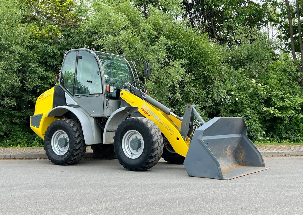 Kramer * Kramer Allrad Neuson 950 * Ładowarka * Sprowadzona * Bardzo Dobry Stan - Utovarivač na kotačima: slika Kramer * Kramer Allrad Neuson 950 * Ładowarka * Sprowadzona * Bardzo Dobry Stan - Utovarivač na kotačima Kramer * Kramer Allrad Neuson 950 * Ładowarka * Sprowadzona * Bardzo Dobry Stan - Utovarivač na kotačima: slika Kramer * Kramer Allrad Neuson 950 * Ładowarka * Sprowadzona * Bardzo Dobry Stan - Utovarivač na kotačima