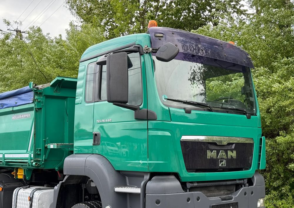 MAN * TGS 26.440 MAN * Kiper / Wywrotka * 6x6 * Sprowadzona * Bordmatik * Stan Perfekcyjny - Kiper: slika MAN * TGS 26.440 MAN * Kiper / Wywrotka * 6x6 * Sprowadzona * Bordmatik * Stan Perfekcyjny - Kiper MAN * TGS 26.440 MAN * Kiper / Wywrotka * 6x6 * Sprowadzona * Bordmatik * Stan Perfekcyjny - Kiper: slika MAN * TGS 26.440 MAN * Kiper / Wywrotka * 6x6 * Sprowadzona * Bordmatik * Stan Perfekcyjny - Kiper