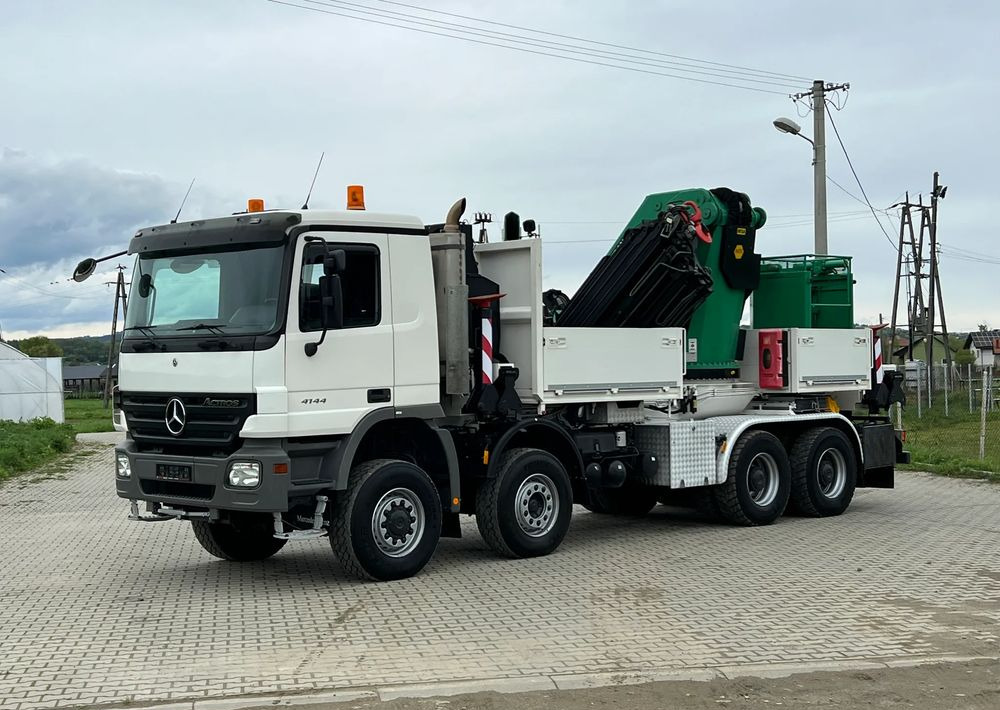 Mercedes-Benz * Mercedes 8x6 Actros 4144 * HDS Palfinger 150002 + FLY JIB PJ 170 * Dźwig * 40 TON * Wyciągarka * 35 Metrów * Kosz * - Šumarska oprema, Kamion: slika Mercedes-Benz * Mercedes 8x6 Actros 4144 * HDS Palfinger 150002 + FLY JIB PJ 170 * Dźwig * 40 TON * Wyciągarka * 35 Metrów * Kosz * - Šumarska oprema, Kamion Mercedes-Benz * Mercedes 8x6 Actros 4144 * HDS Palfinger 150002 + FLY JIB PJ 170 * Dźwig * 40 TON * Wyciągarka * 35 Metrów * Kosz * - Šumarska oprema, Kamion: slika Mercedes-Benz * Mercedes 8x6 Actros 4144 * HDS Palfinger 150002 + FLY JIB PJ 170 * Dźwig * 40 TON * Wyciągarka * 35 Metrów * Kosz * - Šumarska oprema, Kamion