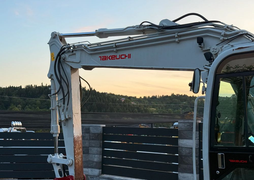Bager gusjeničar Takeuchi * Koparka Gąsienicowa * TAKEUCHI TB2150R 5100 MTH * Sprowadzona * Bardzo Dobry Stan: slika Bager gusjeničar Takeuchi * Koparka Gąsienicowa * TAKEUCHI TB2150R 5100 MTH * Sprowadzona * Bardzo Dobry Stan