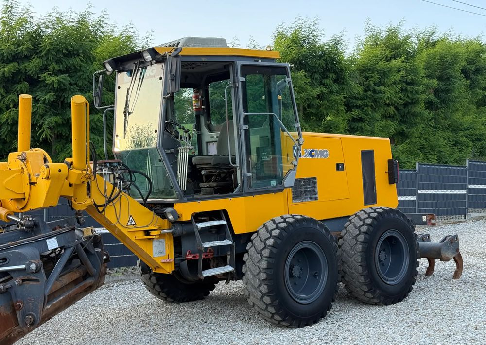 XCMG * Równiarka XCMG GR 215 * Maszyna Drogowa * - Valjak: slika XCMG * Równiarka XCMG GR 215 * Maszyna Drogowa * - Valjak XCMG * Równiarka XCMG GR 215 * Maszyna Drogowa * - Valjak: slika XCMG * Równiarka XCMG GR 215 * Maszyna Drogowa * - Valjak