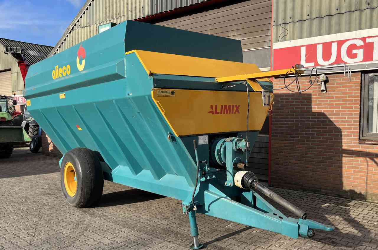 Alieco Alimix horizontale voermengwagen - Vagon-miješalica za krmivo: slika  Alieco Alimix horizontale voermengwagen - Vagon-miješalica za krmivo Alieco Alimix horizontale voermengwagen - Vagon-miješalica za krmivo: slika  Alieco Alimix horizontale voermengwagen - Vagon-miješalica za krmivo