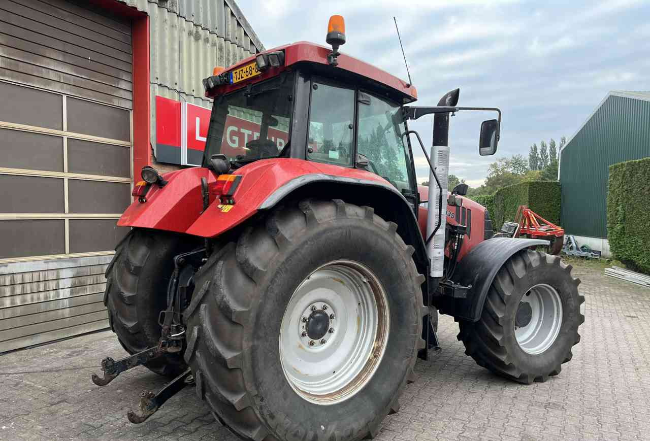 Case-IH CVX 1135 Tractoren - Traktor: slika Case-IH CVX 1135 Tractoren - Traktor Case-IH CVX 1135 Tractoren - Traktor: slika Case-IH CVX 1135 Tractoren - Traktor