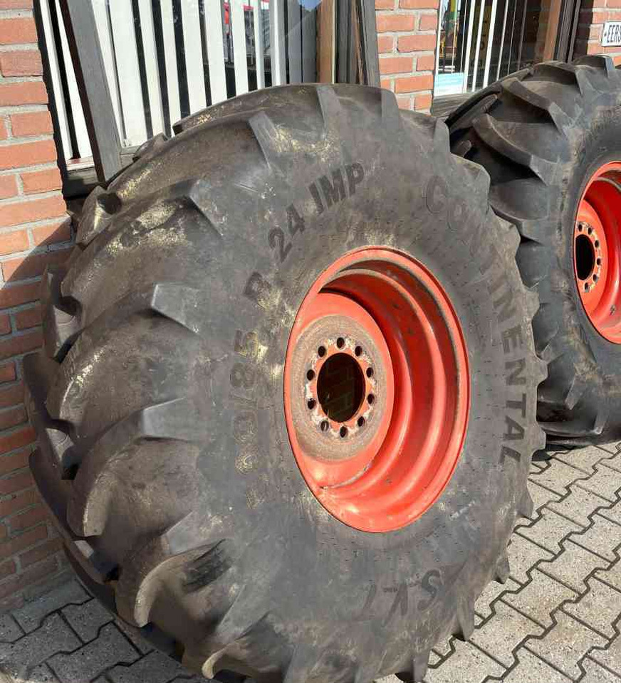 Continental Continental/Mitas 500/85R24 banden, Claas combine diversen - Gume i felge za Poljoprivredni strojevi: slika Continental Continental/Mitas 500/85R24 banden, Claas combine diversen - Gume i felge za Poljoprivredni strojevi Continental Continental/Mitas 500/85R24 banden, Claas combine diversen - Gume i felge za Poljoprivredni strojevi: slika Continental Continental/Mitas 500/85R24 banden, Claas combine diversen - Gume i felge za Poljoprivredni strojevi