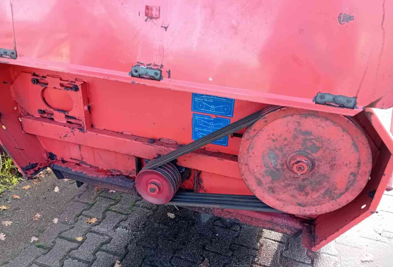 Grimme KS3000 - Malčer za krumpir: slika Grimme KS3000 - Malčer za krumpir Grimme KS3000 - Malčer za krumpir: slika Grimme KS3000 - Malčer za krumpir