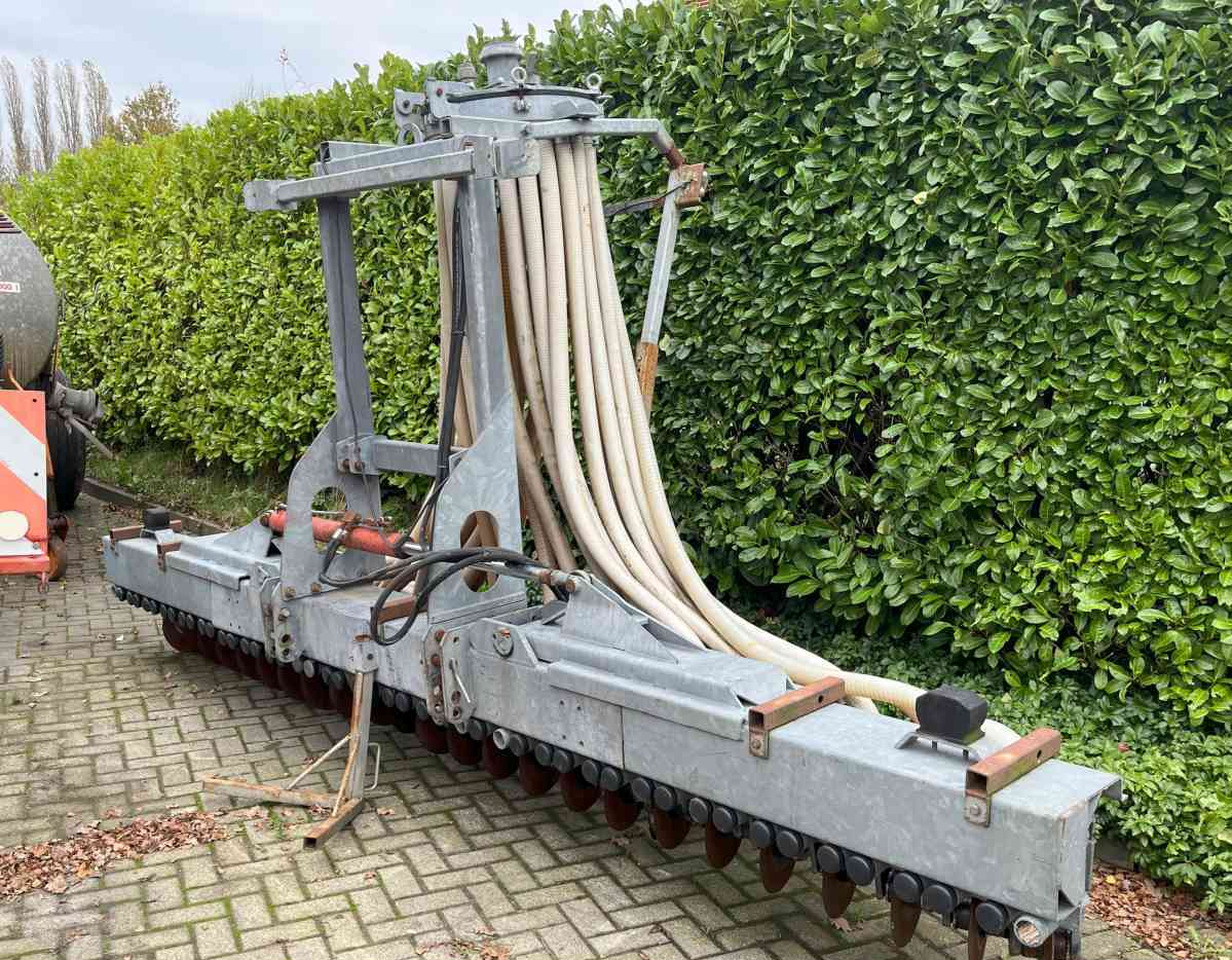 Jako ZBM 480 Zodebemester graslandbemester injecteur mestverwerking - Deponator gnojnice: slika Jako ZBM 480 Zodebemester graslandbemester injecteur mestverwerking - Deponator gnojnice Jako ZBM 480 Zodebemester graslandbemester injecteur mestverwerking - Deponator gnojnice: slika Jako ZBM 480 Zodebemester graslandbemester injecteur mestverwerking - Deponator gnojnice