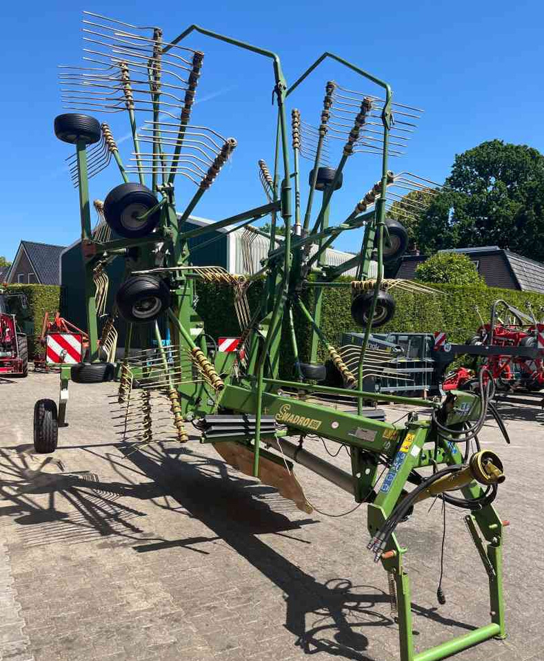 Krone Swadro 900 zwadhark weidebouwmachines - Prevrtač sijena/ Grabulje: slika Krone Swadro 900 zwadhark weidebouwmachines - Prevrtač sijena/ Grabulje Krone Swadro 900 zwadhark weidebouwmachines - Prevrtač sijena/ Grabulje: slika Krone Swadro 900 zwadhark weidebouwmachines - Prevrtač sijena/ Grabulje