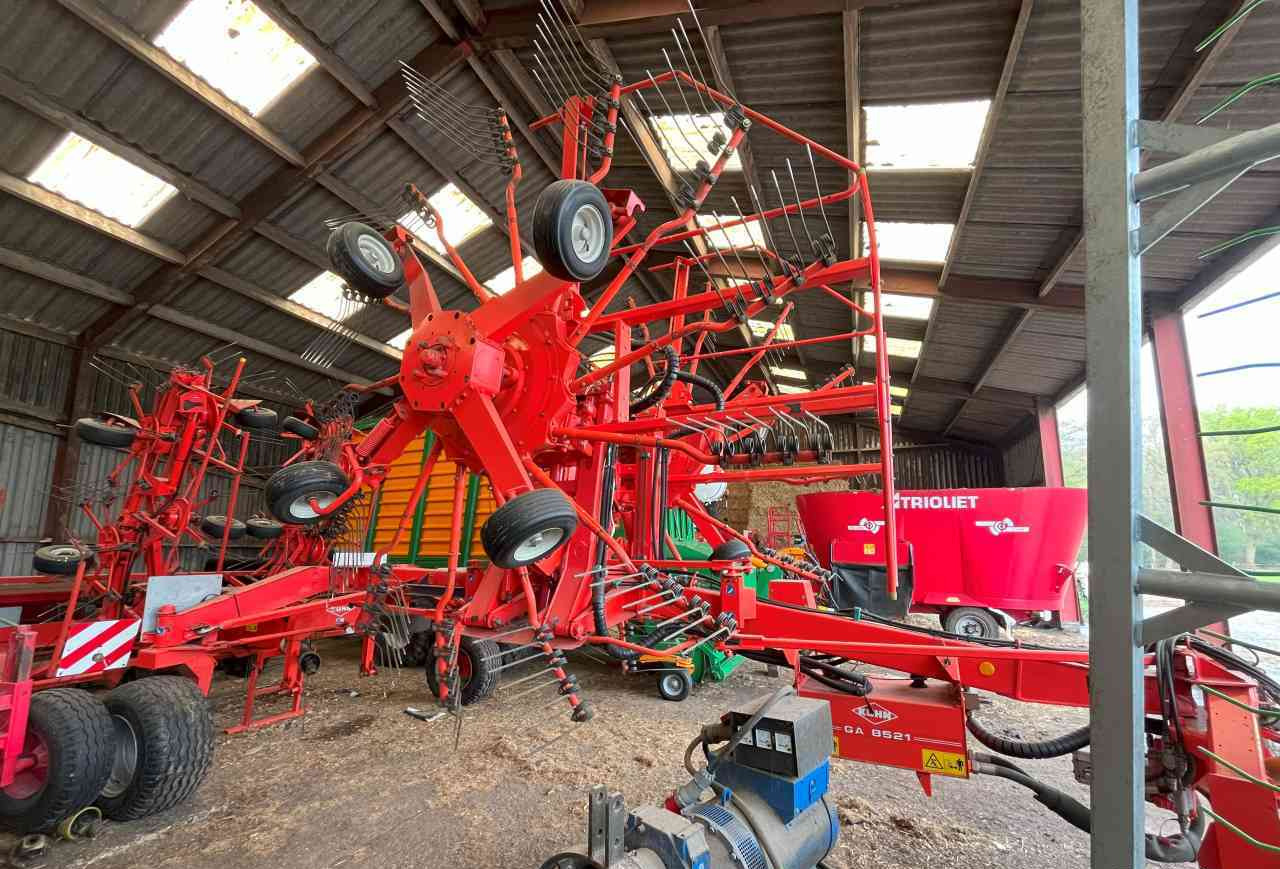 Kuhn GA 8521 zwadhark zwiller rugger rake weidebouwmachines - Prevrtač sijena/ Grabulje: slika Kuhn GA 8521 zwadhark zwiller rugger rake weidebouwmachines - Prevrtač sijena/ Grabulje Kuhn GA 8521 zwadhark zwiller rugger rake weidebouwmachines - Prevrtač sijena/ Grabulje: slika Kuhn GA 8521 zwadhark zwiller rugger rake weidebouwmachines - Prevrtač sijena/ Grabulje