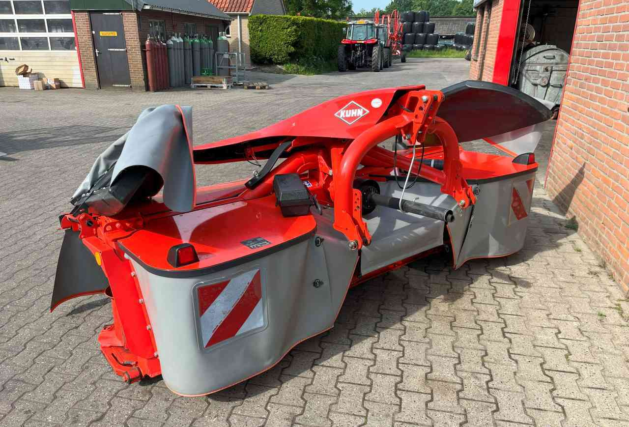 Kuhn GMD3123F-FF frontmaaier weidebouwmachines - Kosilica: slika Kuhn GMD3123F-FF frontmaaier weidebouwmachines - Kosilica Kuhn GMD3123F-FF frontmaaier weidebouwmachines - Kosilica: slika Kuhn GMD3123F-FF frontmaaier weidebouwmachines - Kosilica