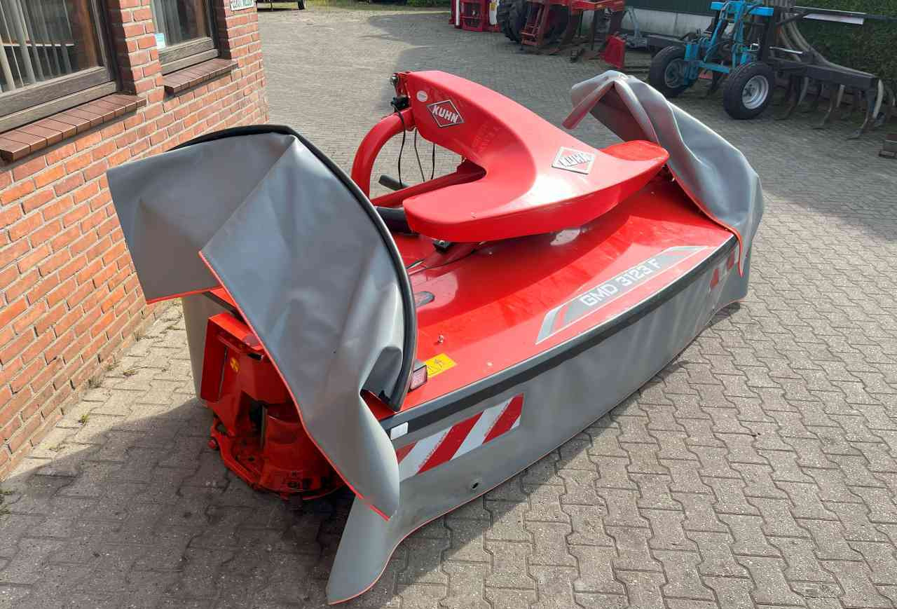 Kuhn GMD3123F-FF frontmaaier weidebouwmachines - Kosilica: slika Kuhn GMD3123F-FF frontmaaier weidebouwmachines - Kosilica Kuhn GMD3123F-FF frontmaaier weidebouwmachines - Kosilica: slika Kuhn GMD3123F-FF frontmaaier weidebouwmachines - Kosilica