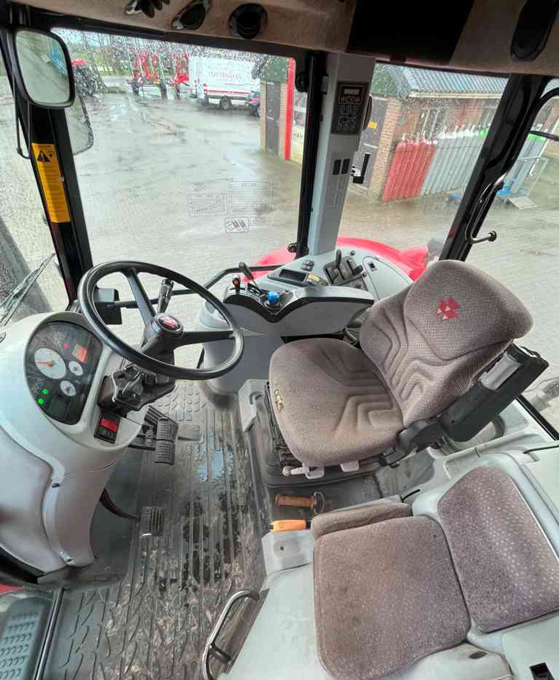 Massey Ferguson 6480 Dyna-6 T3 tractoren - Traktor: slika Massey Ferguson 6480 Dyna-6 T3 tractoren - Traktor Massey Ferguson 6480 Dyna-6 T3 tractoren - Traktor: slika Massey Ferguson 6480 Dyna-6 T3 tractoren - Traktor