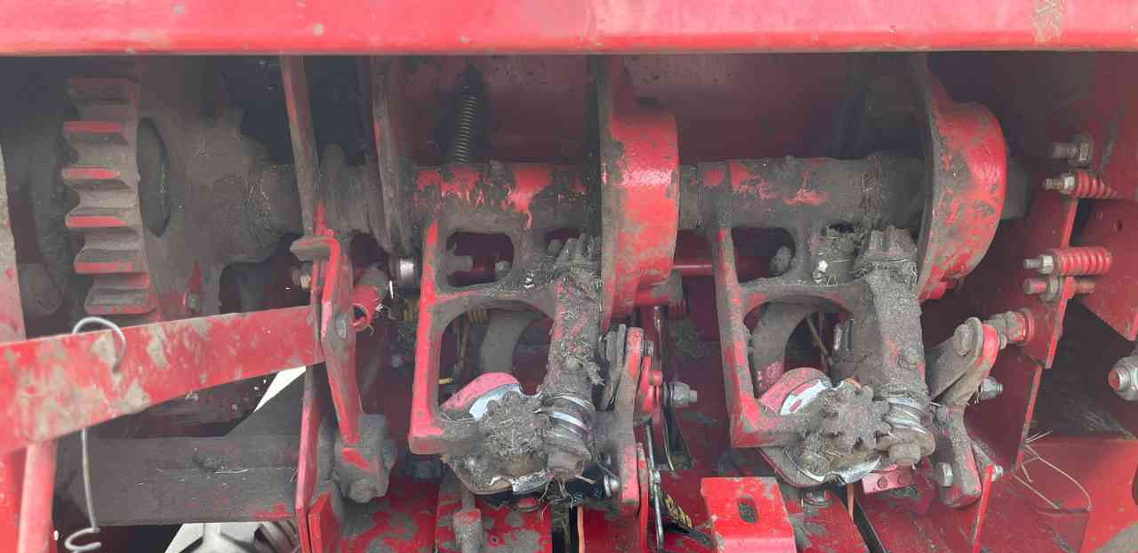 New Holland 570 Balepers pers pakkenperk weidebouwmachines - Kvadratna balirka: slika New Holland 570 Balepers pers pakkenperk weidebouwmachines - Kvadratna balirka New Holland 570 Balepers pers pakkenperk weidebouwmachines - Kvadratna balirka: slika New Holland 570 Balepers pers pakkenperk weidebouwmachines - Kvadratna balirka