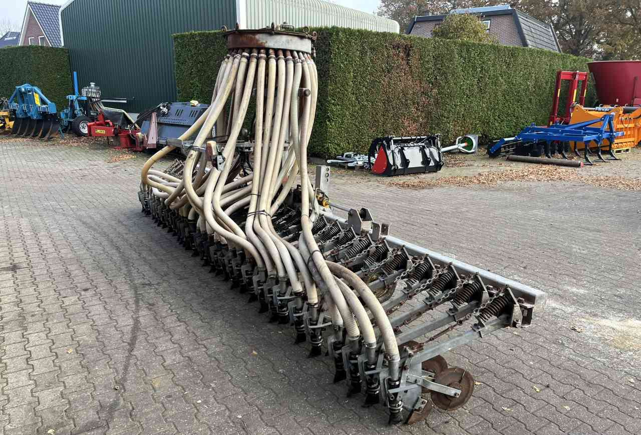 Slootsmid SK 6 M graslandbemester mestverwerking - Deponator gnojnice: slika Slootsmid SK 6 M graslandbemester mestverwerking - Deponator gnojnice Slootsmid SK 6 M graslandbemester mestverwerking - Deponator gnojnice: slika Slootsmid SK 6 M graslandbemester mestverwerking - Deponator gnojnice