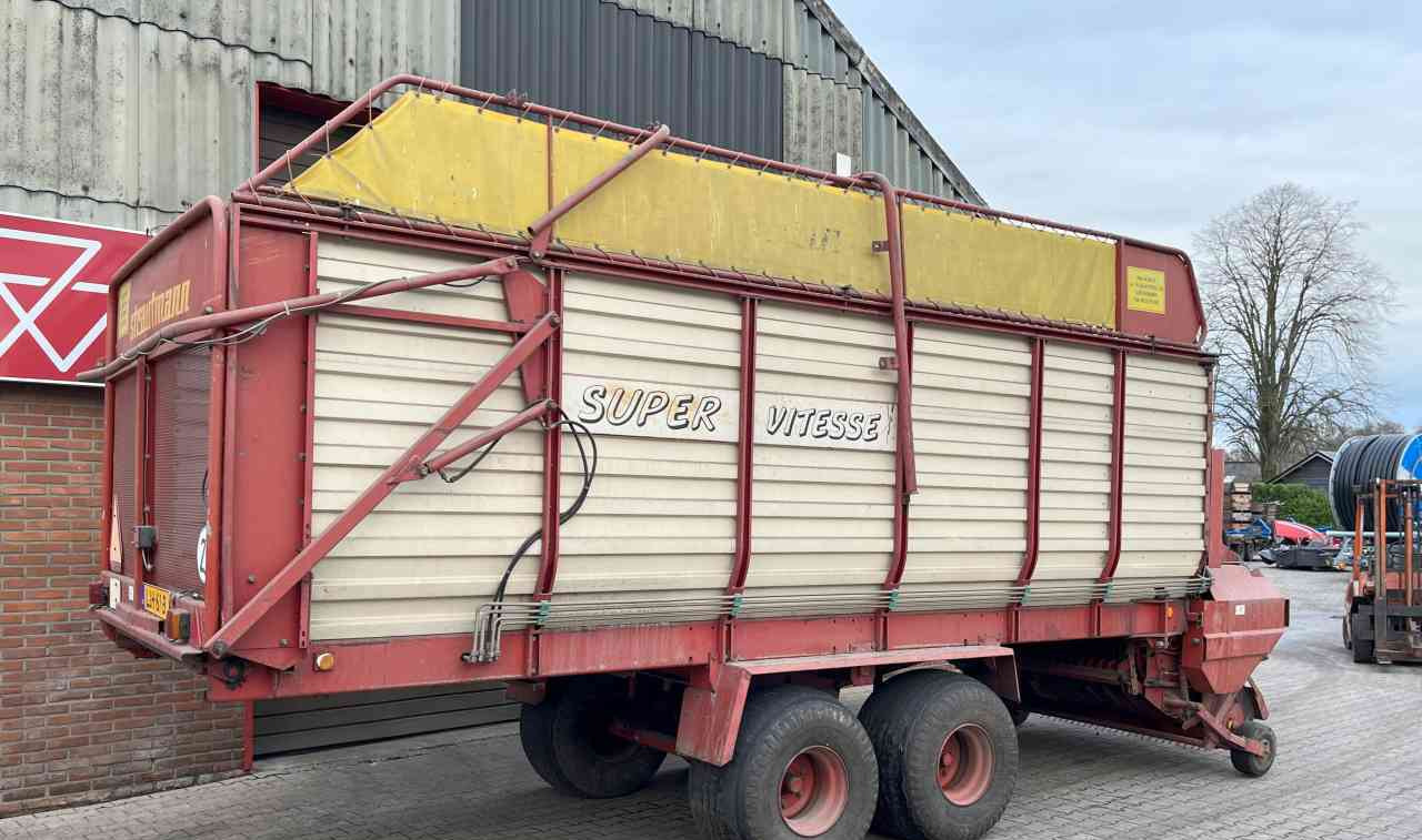 Strautmann Super Vitesse Opraapwagen, ladewagen, weidebouwmachines - Samoutovarni vagon: slika Strautmann Super Vitesse Opraapwagen, ladewagen, weidebouwmachines - Samoutovarni vagon Strautmann Super Vitesse Opraapwagen, ladewagen, weidebouwmachines - Samoutovarni vagon: slika Strautmann Super Vitesse Opraapwagen, ladewagen, weidebouwmachines - Samoutovarni vagon