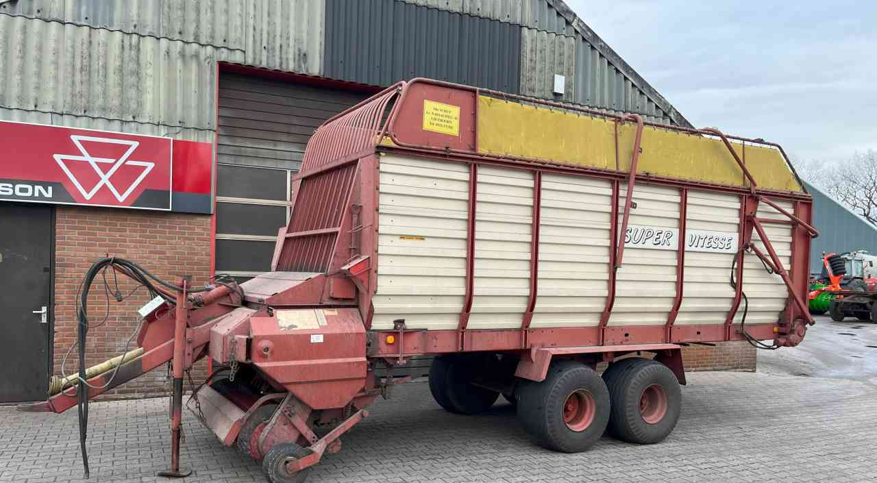 Strautmann Super Vitesse Opraapwagen, ladewagen, weidebouwmachines - Samoutovarni vagon: slika Strautmann Super Vitesse Opraapwagen, ladewagen, weidebouwmachines - Samoutovarni vagon Strautmann Super Vitesse Opraapwagen, ladewagen, weidebouwmachines - Samoutovarni vagon: slika Strautmann Super Vitesse Opraapwagen, ladewagen, weidebouwmachines - Samoutovarni vagon