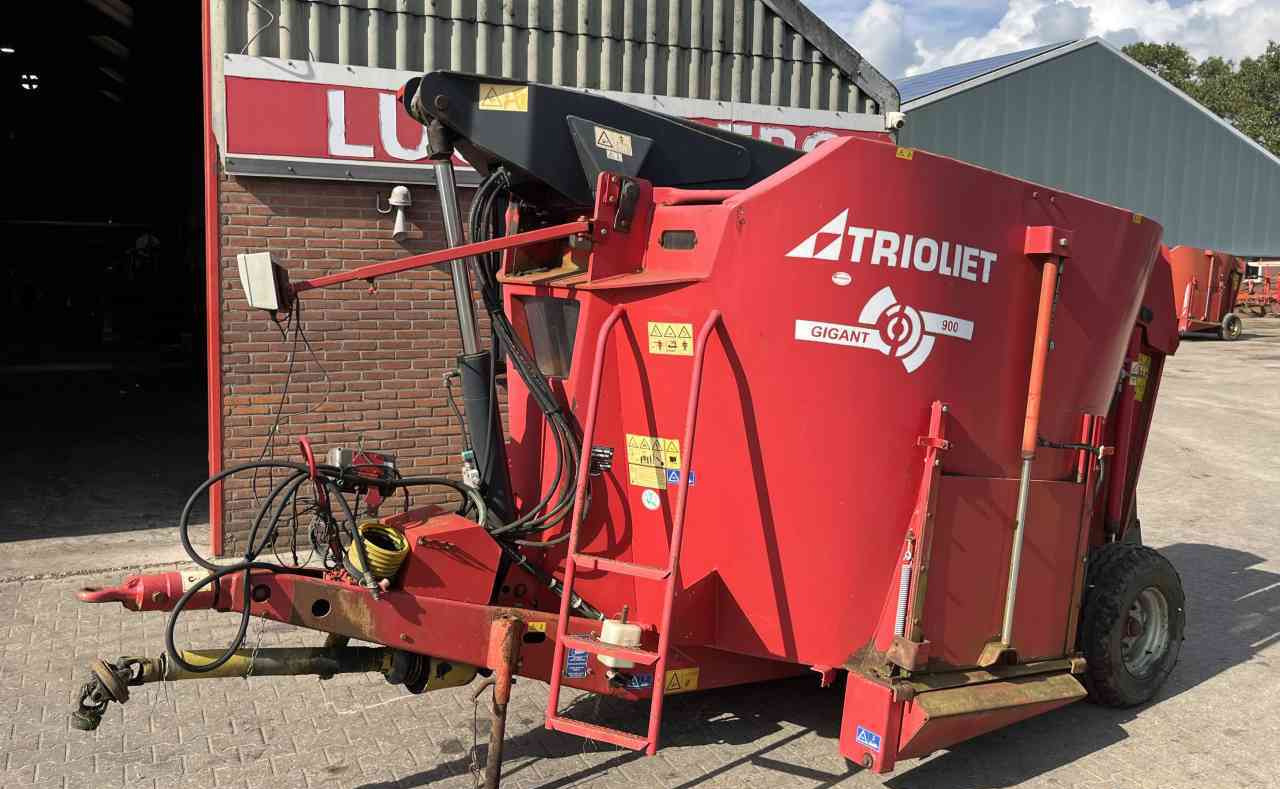 Vagon-miješalica za krmivo Trioliet Gigant 900 voermengwagen *Verkocht/sold*: slika Vagon-miješalica za krmivo Trioliet Gigant 900 voermengwagen *Verkocht/sold*