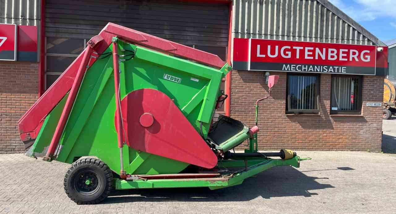 VDW UMD 5 Voermengwagen, peddelmenger, voerwagen, voermachines - Vagon-miješalica za krmivo: slika VDW UMD 5 Voermengwagen, peddelmenger, voerwagen, voermachines - Vagon-miješalica za krmivo VDW UMD 5 Voermengwagen, peddelmenger, voerwagen, voermachines - Vagon-miješalica za krmivo: slika VDW UMD 5 Voermengwagen, peddelmenger, voerwagen, voermachines - Vagon-miješalica za krmivo