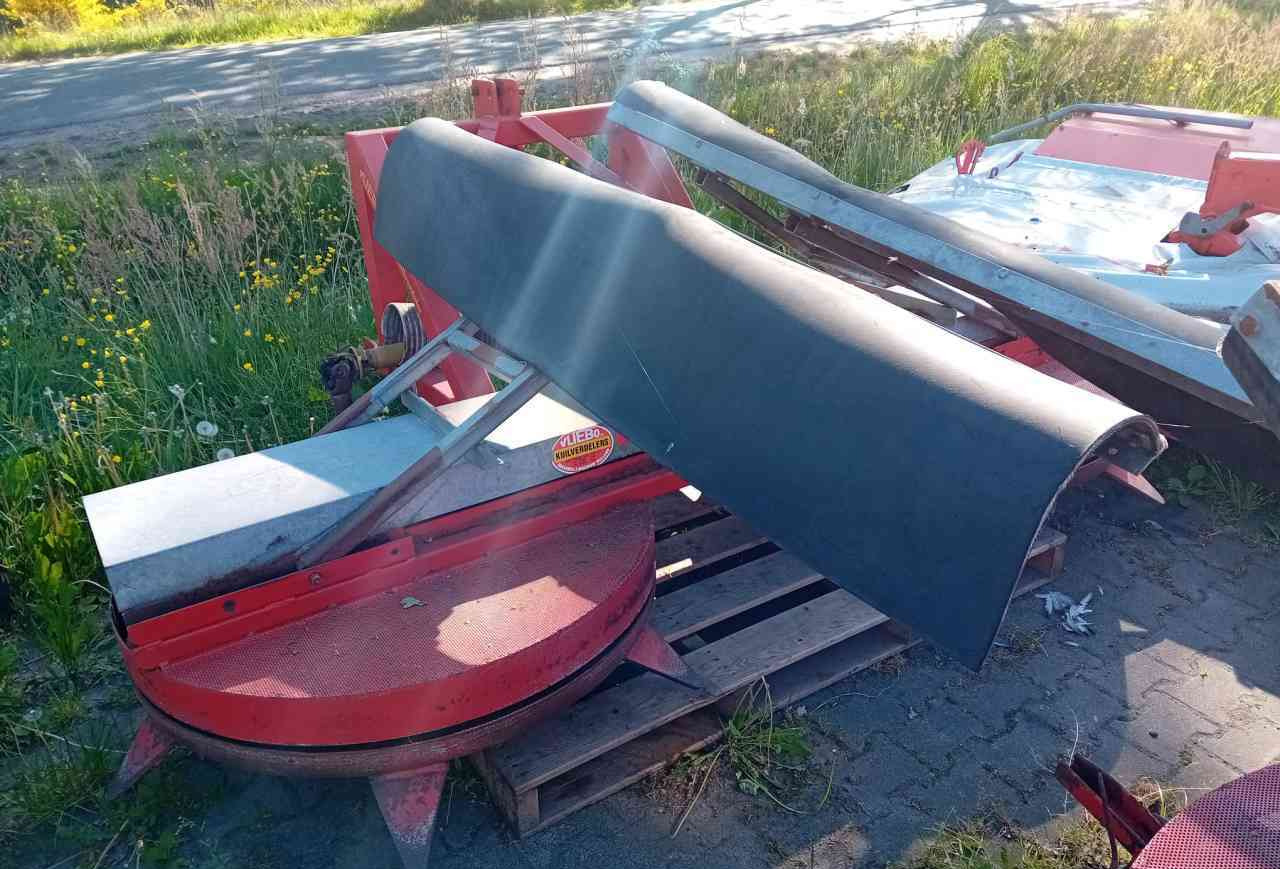 Vliebo VLK1100 kuilverdeler - Stroj za usitnjavanje slame: slika Vliebo VLK1100 kuilverdeler - Stroj za usitnjavanje slame Vliebo VLK1100 kuilverdeler - Stroj za usitnjavanje slame: slika Vliebo VLK1100 kuilverdeler - Stroj za usitnjavanje slame