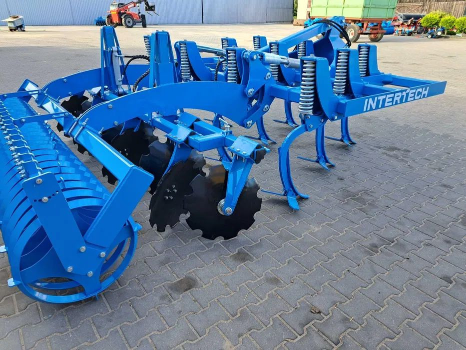 Agregat bezorkowy INTER-TECH 3.0m wał daszkowy 600 OD RĘKI - Kultivator: slika Agregat bezorkowy INTER-TECH 3.0m wał daszkowy 600 OD RĘKI - Kultivator Agregat bezorkowy INTER-TECH 3.0m wał daszkowy 600 OD RĘKI - Kultivator: slika Agregat bezorkowy INTER-TECH 3.0m wał daszkowy 600 OD RĘKI - Kultivator