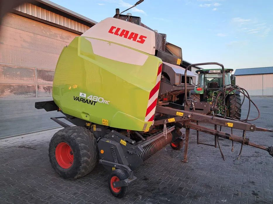 Claas Variant 480 RC - Rolo balirka: slika Claas Variant 480 RC - Rolo balirka Claas Variant 480 RC - Rolo balirka: slika Claas Variant 480 RC - Rolo balirka