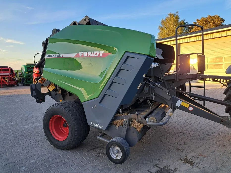 Fendt ROTANA 160V XtraCut - Rolo balirka: slika Fendt ROTANA 160V XtraCut - Rolo balirka Fendt ROTANA 160V XtraCut - Rolo balirka: slika Fendt ROTANA 160V XtraCut - Rolo balirka