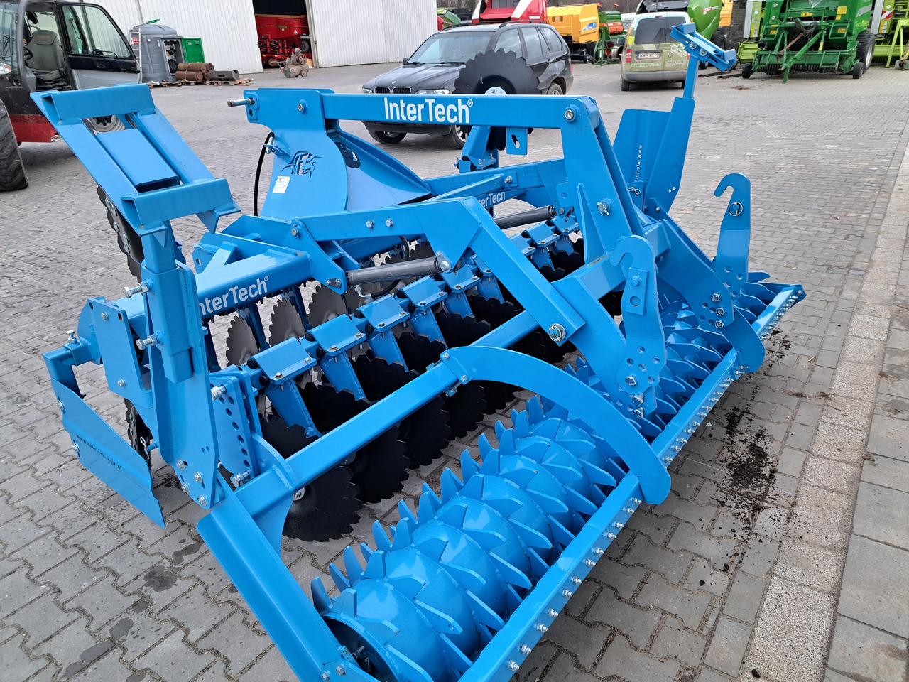 INTER-TECH 2.7m - Tanjurača: slika INTER-TECH 2.7m - Tanjurača INTER-TECH 2.7m - Tanjurača: slika INTER-TECH 2.7m - Tanjurača